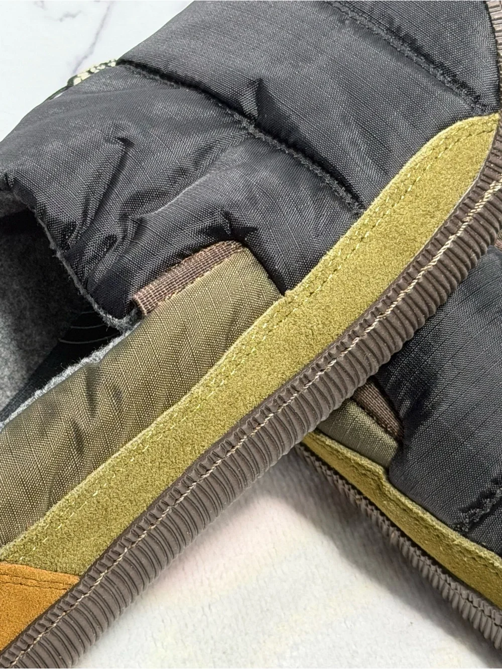 Staheekum Men’s Puff Slip-On Shoes Size 11 Black Quilted Camping Slippers NWT